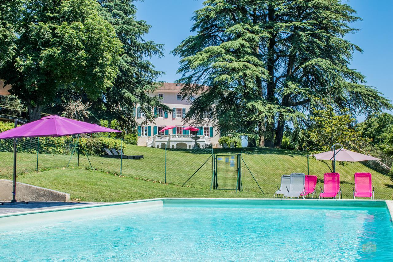 Отель Le Domaine De La Colombiere Moissieu-sur-Dolon Экстерьер фото